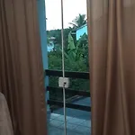 Quitinete No Centro No Segundo Andar Proxima A Rua Das Pedras